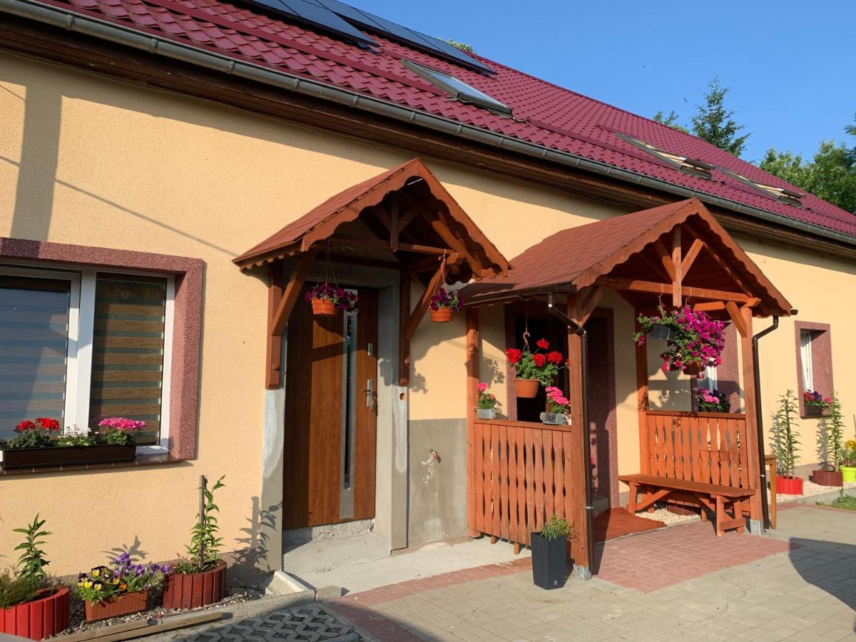 Czarny Kon „Black Horse” Kamienna Gora Bagian luar foto
